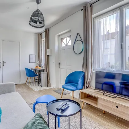 Apartment Le Cobalt Boheme - Studio Universite De Paris 13 Jo Paris 2024